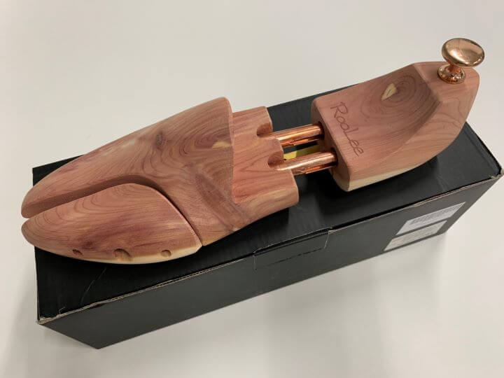 大人気の アシックス 木型 シューツリー シューキーパー
